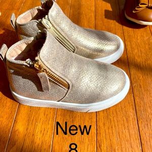 Toddler Boots size 8 NWT